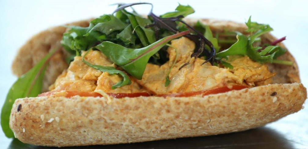 Baguett med indisk kyllingsalat