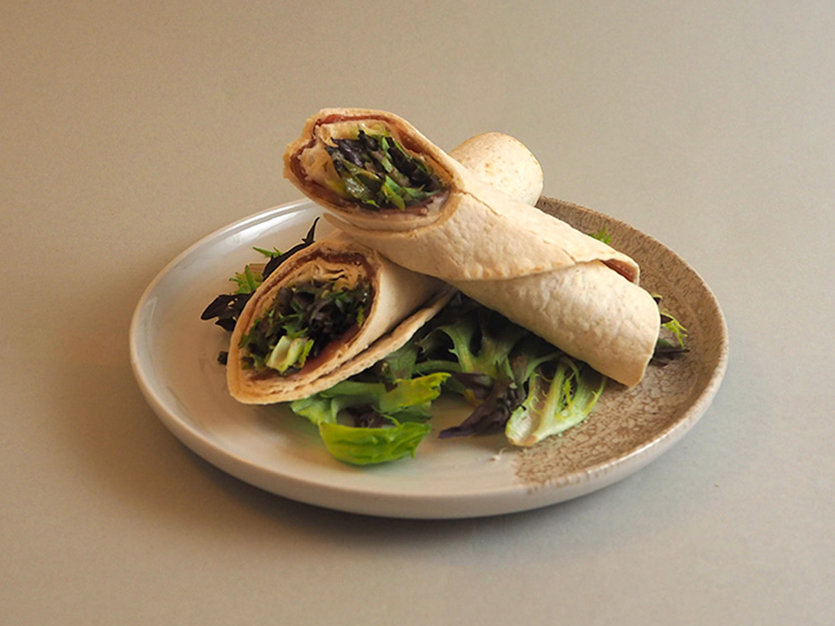 Wraps med serrano og parmesan